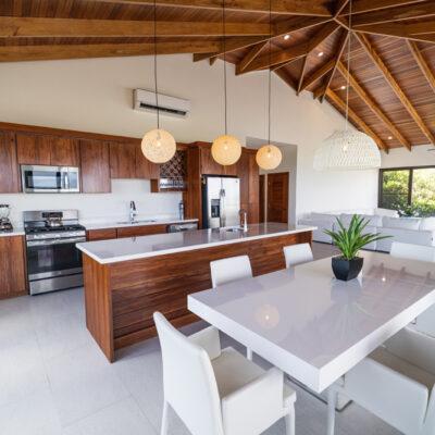 Belize Luxury Villa - Kitchen, Dining and Living Room