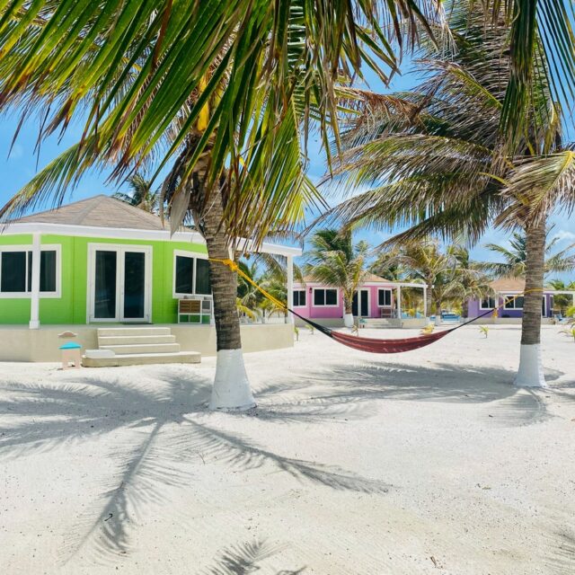 Beachfront accommodations at Manta, Belize