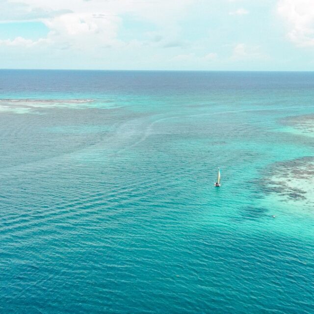 Explore Glover's Reef at Manta, Belize