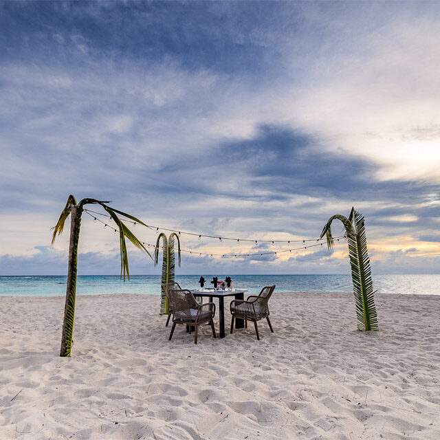 romantic dinners in belize